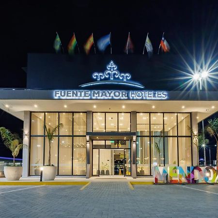 Fuente Mayor Hotel Terminal Mendoza Zewnętrze zdjęcie