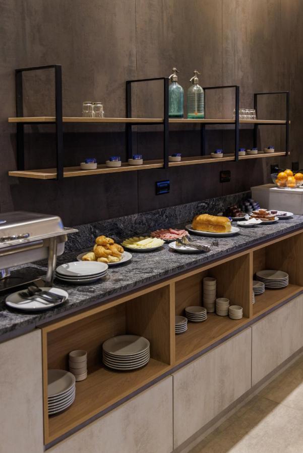 Fuente Mayor Hotel Terminal Mendoza Zewnętrze zdjęcie